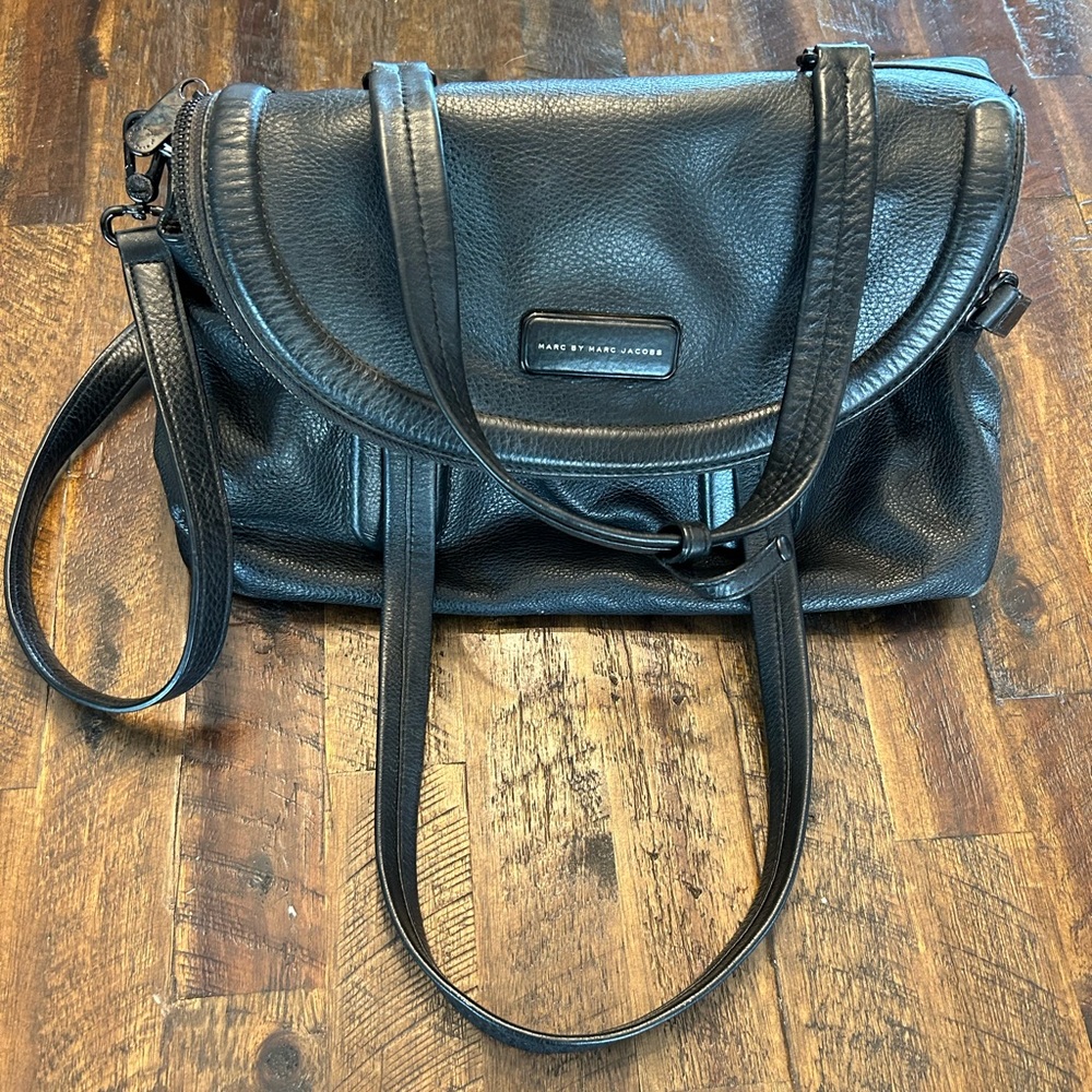 Marc Jacob’s medium large black handbag
